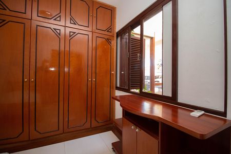 Casa à venda com 800m², 5 quartos e 5 vagasSuíte 4