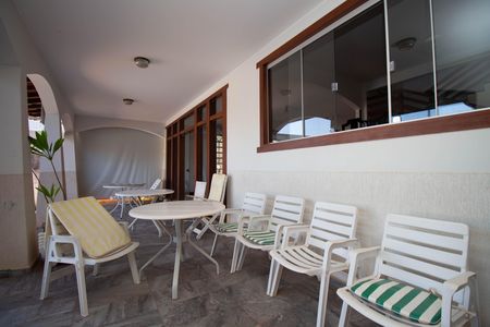 Casa à venda com 800m², 5 quartos e 5 vagasVaranda