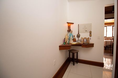 Casa à venda com 800m², 5 quartos e 5 vagasCorredor
