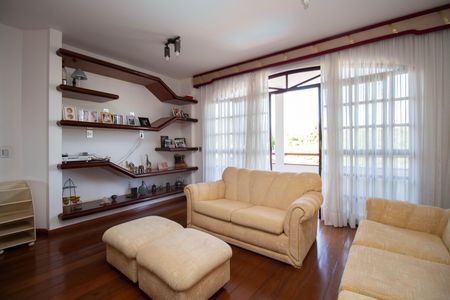 Casa à venda com 800m², 5 quartos e 5 vagasSala 5