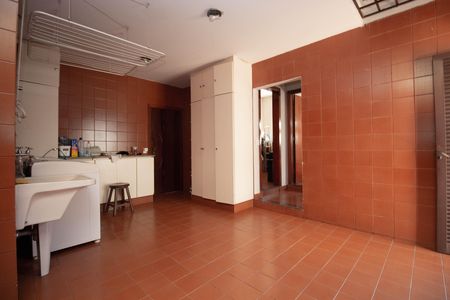 Casa à venda com 800m², 5 quartos e 5 vagasÁrea de Serviço
