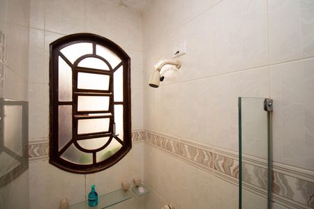 Casa à venda com 800m², 5 quartos e 5 vagasBanheiro da Suíte 4