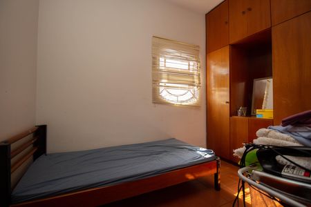 Casa à venda com 800m², 5 quartos e 5 vagasQuarto de Serviço