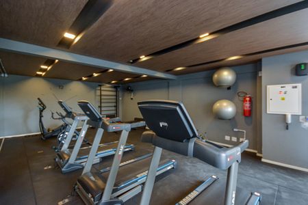 Apartamento para alugar com 47m², 2 quartos e 1 vaga Apartamento para alugar com 47m², 2 quartos e 1 vagaÁrea comum - Academia