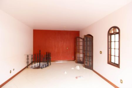 Casa de condomínio à venda com 300m², 3 quartos e 4 vagas Casa de condomínio à venda com 300m², 3 quartos e 4 vagasSala