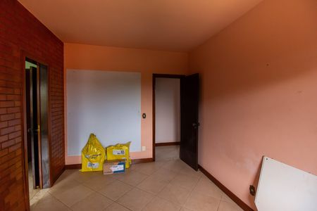 Quarto 1 de casa de condomínio à venda com 3 quartos, 300m² em Largo da Batalha, Niterói
