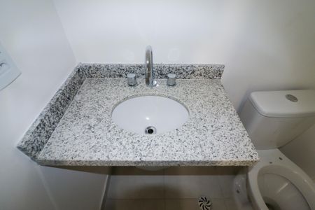 Apartamento à venda com 59m², 2 quartos e 1 vagaBanheiro Social