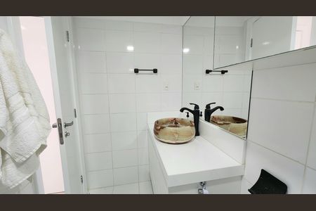 Apartamento para alugar com 120m², 2 quartos e 2 vagas Apartamento para alugar com 120m², 2 quartos e 2 vagasSuíte quarto 1
