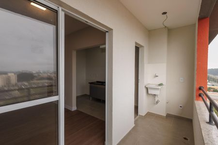 Varanda de apartamento para alugar com 2 quartos, 56m² em Parque Taubateguassu, Taubaté