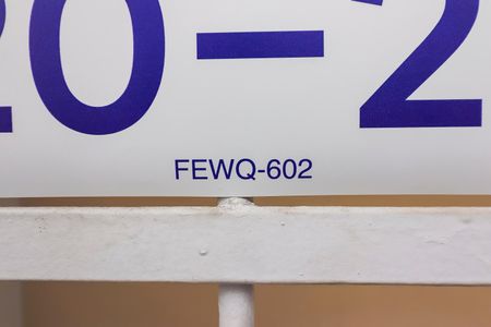 Casa para alugar com 60m², 1 quarto e sem vagaPlaquinha - Cód. FEWQ-602