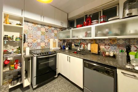 Apartamento à venda com 160m², 3 quartos e 2 vagas Apartamento à venda com 160m², 3 quartos e 2 vagasCozinha