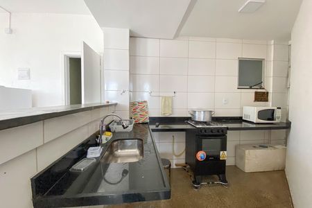 Apartamento à venda com 82m², 3 quartos e 1 vaga Apartamento à venda com 82m², 3 quartos e 1 vagaÁrea comum - Salão de festas