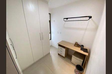 Apartamento para alugar com 79m², 3 quartos e 1 vaga