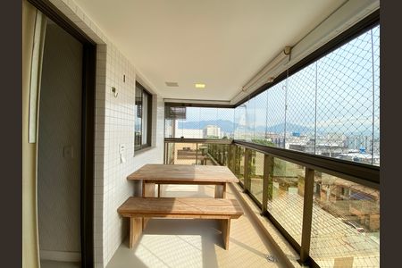 Apartamento para alugar com 79m², 3 quartos e 1 vaga