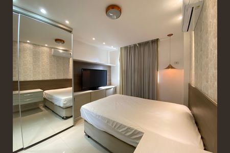 Apartamento para alugar com 79m², 3 quartos e 1 vaga