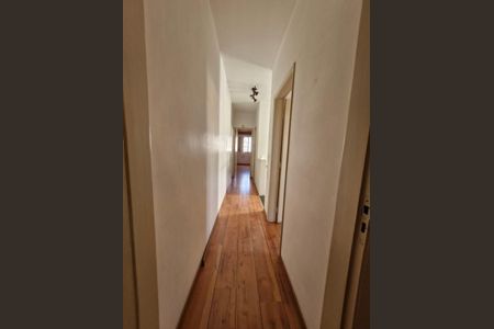 Corredor de casa à venda com 3 quartos, 145m² em Bosque da Saúde, São Paulo