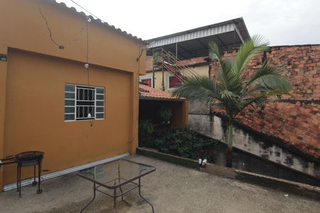 Casa à venda com 368m², 2 quartos e 2 vagasÁrea Externa