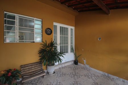 Casa à venda com 368m², 2 quartos e 2 vagasÁrea Externa