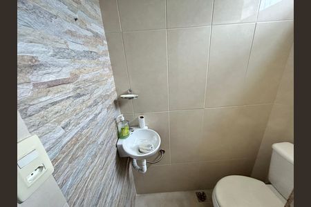 Casa para alugar com 120m², 2 quartos e sem vagaBanheiro da Suíte 1