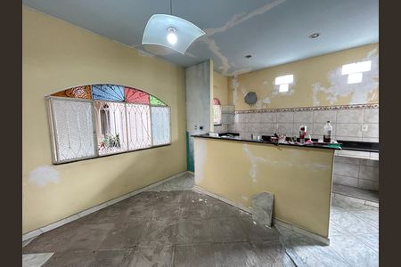 Sala de casa para alugar com 2 quartos, 120m² em Paiol de Pólvora, Nilópolis