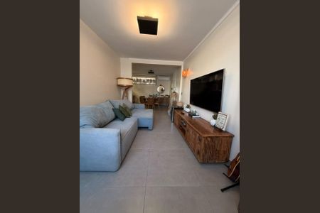 Sala 1 de apartamento à venda com 3 quartos, 120m² em Setor Aeroporto, Goiânia