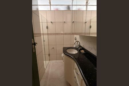 Apartamento à venda com 120m², 3 quartos e 1 vaga Apartamento à venda com 120m², 3 quartos e 1 vagaBanheiro