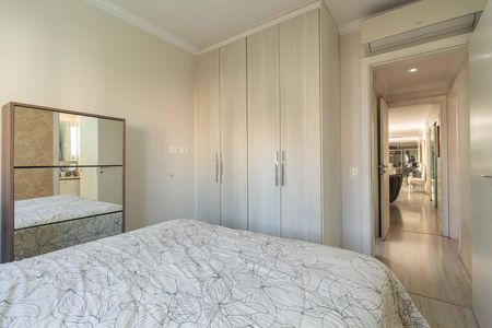 Apartamento à venda com 146m², 3 quartos e 2 vagasSuíte 3