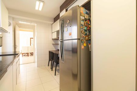 Apartamento à venda com 146m², 3 quartos e 2 vagasCozinha