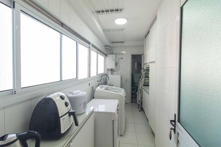 Apartamento à venda com 146m², 3 quartos e 2 vagasÁrea de Serviço