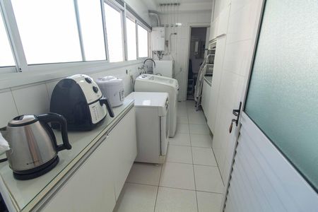 Apartamento à venda com 146m², 3 quartos e 2 vagasÁrea de Serviço