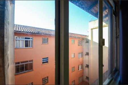 Sala - Janela de casa para alugar com 2 quartos, 55m² em Jardim Sao Joao (jaragua), São Paulo
