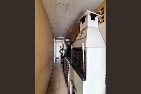 Casa à venda com 180m², 3 quartos e 2 vagasEntrada Lateral