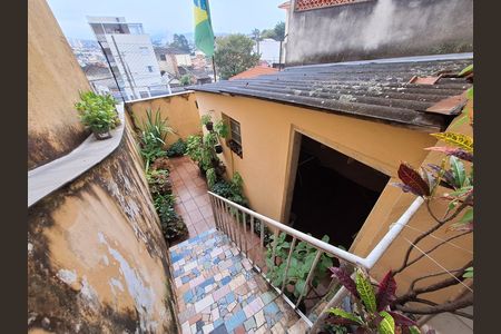 Casa à venda com 180m², 3 quartos e 2 vagasDespensa