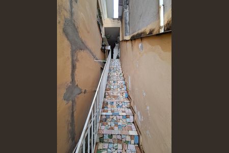 Casa à venda com 180m², 3 quartos e 2 vagasAcesso fundos