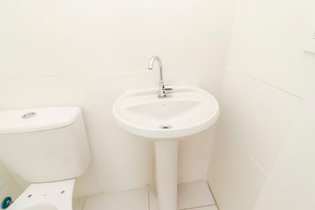 Apartamento à venda com 33m², 2 quartos e sem vagaBanheiro