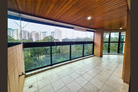 Apartamento para alugar com 165m², 3 quartos e 3 vagasVaranda da Sala
