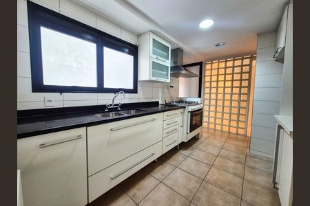 Apartamento para alugar com 165m², 3 quartos e 3 vagasCozinha