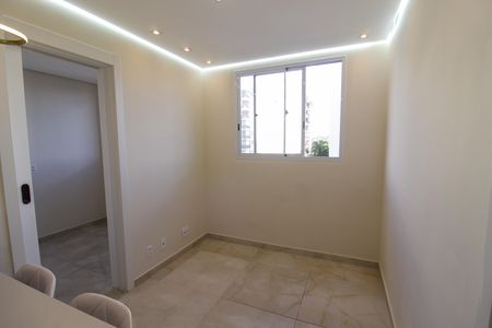 Sala de apartamento à venda com 2 quartos, 34m² em Jardim Peri Peri, São Paulo