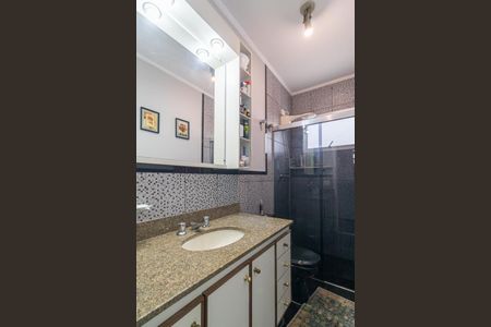 Apartamento à venda com 210m², 3 quartos e 2 vagas Apartamento à venda com 210m², 3 quartos e 2 vagasBanheiro Social