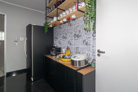 Apartamento à venda com 210m², 3 quartos e 2 vagas Apartamento à venda com 210m², 3 quartos e 2 vagasCozinha