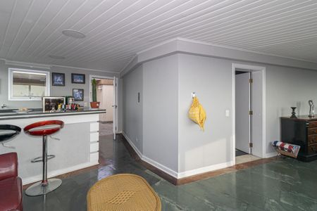 Apartamento à venda com 210m², 3 quartos e 2 vagas Apartamento à venda com 210m², 3 quartos e 2 vagasSala de Estar