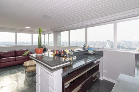 Apartamento à venda com 210m², 3 quartos e 2 vagas Apartamento à venda com 210m², 3 quartos e 2 vagasBar
