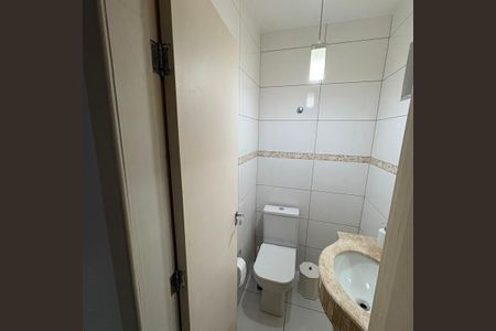 Casa para alugar com 100m², 2 quartos e 1 vaga Casa para alugar com 100m², 2 quartos e 1 vagaBanheiro 2
