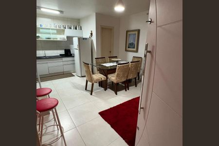Cozinha de casa para alugar com 2 quartos, 100m² em Coqueiros, Florianópolis