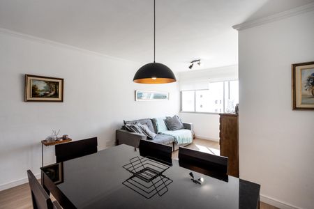 Sala de apartamento à venda com 3 quartos, 81m² em Vila Madalena, São Paulo