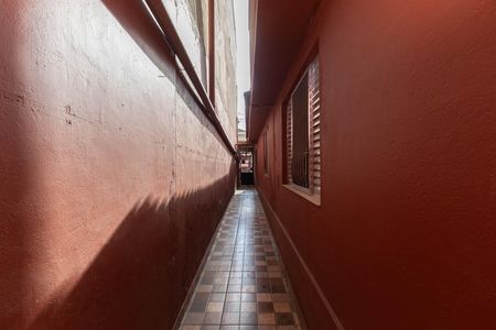 Casa para alugar com 45m², 1 quarto e sem vaga Casa para alugar com 45m², 1 quarto e sem vagaCorredor