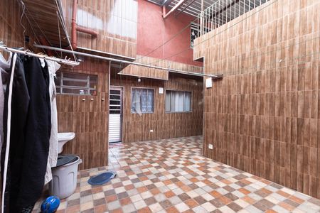 Casa para alugar com 45m², 1 quarto e sem vaga Casa para alugar com 45m², 1 quarto e sem vagaQuintal / Área de Serviço