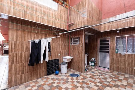 Casa para alugar com 45m², 1 quarto e sem vaga Casa para alugar com 45m², 1 quarto e sem vagaQuintal / Área de Serviço