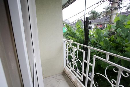 Casa de condomínio para alugar com 120m², 3 quartos e 1 vagaVaranda do Quarto 2