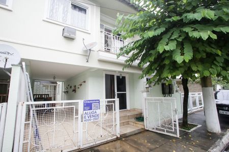 Casa de condomínio para alugar com 120m², 3 quartos e 1 vagaFachada da Casa